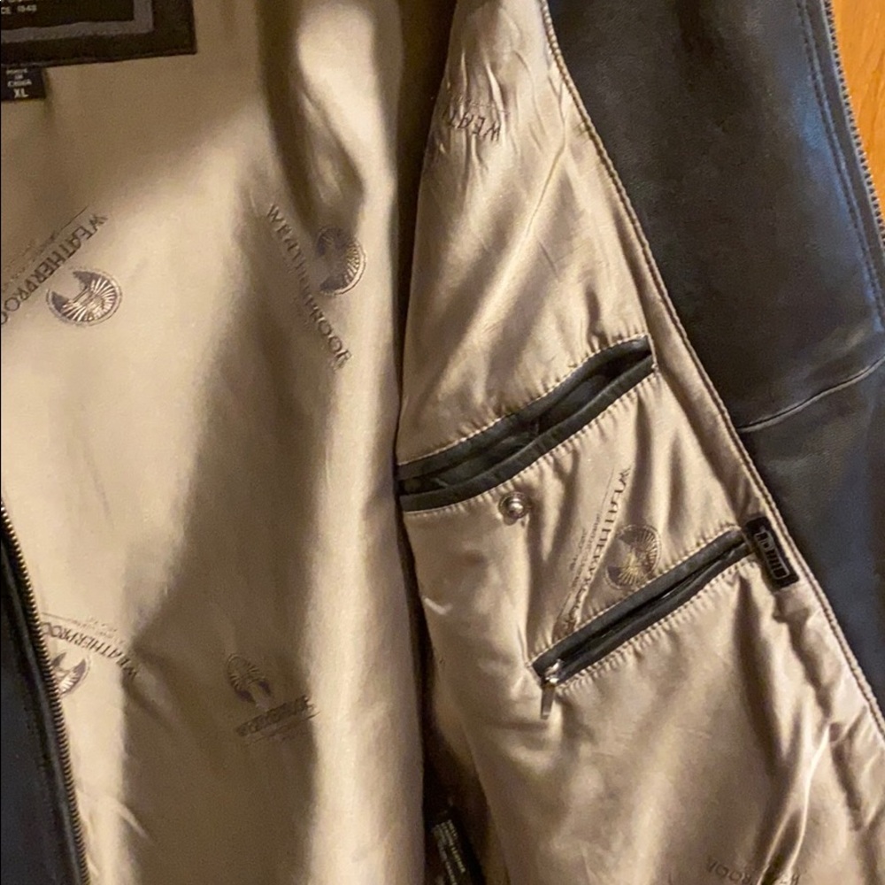 Weatherproof Leather Jacket - Picture 8 of 8